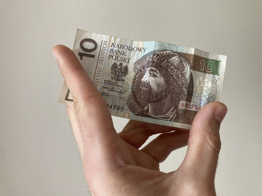 Wartościowe banknoty współczesnej Polski: Co warto wiedzieć o kolekcjonowaniu?